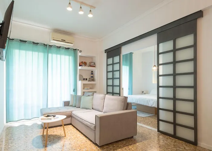 The Flat, Volos Downtown