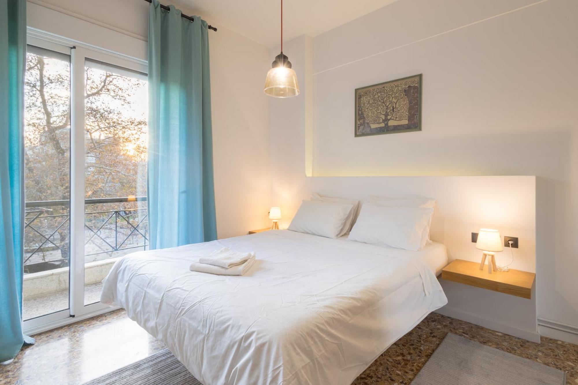 The Flat, Downtown * Volos